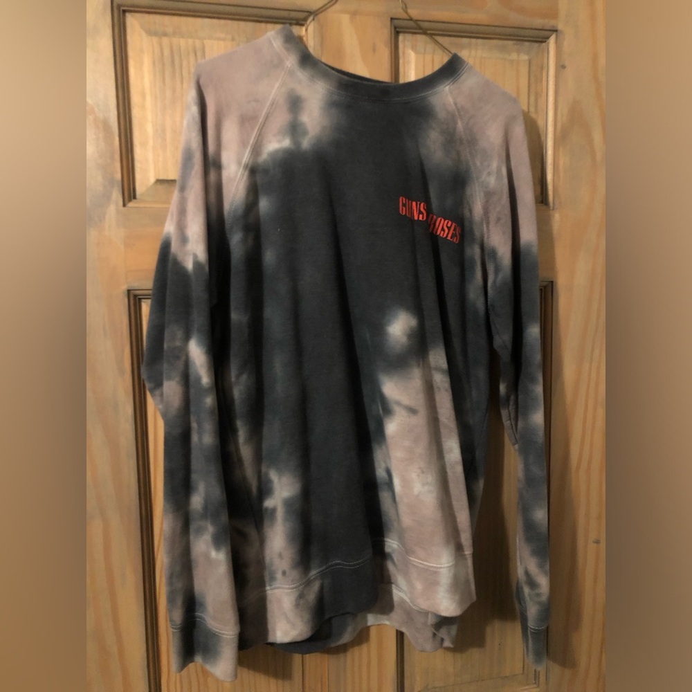 Guns & Roses Sweater